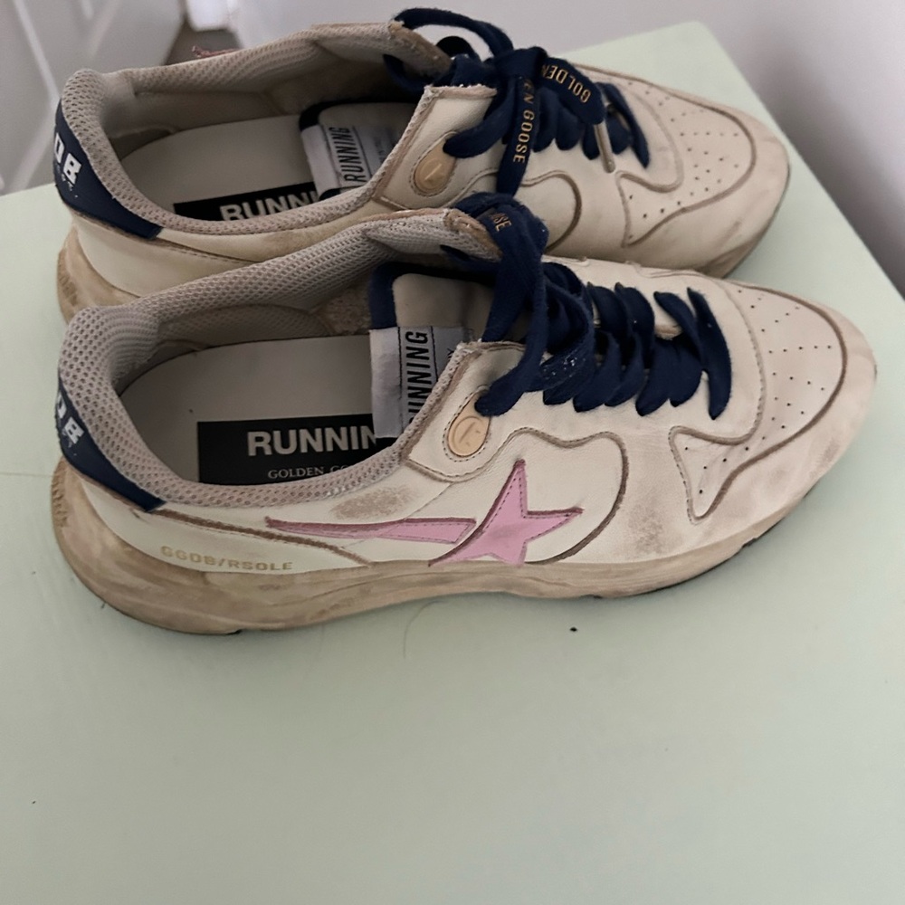 Golden Goose Runners-AUTHENTIC Sneakers with Pink Star and Blue Laces